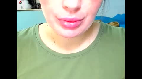 Mia. online show from December 1, 4:34 pm