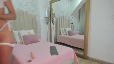 mia_tentacion__ online show from May 12, 3:36 am