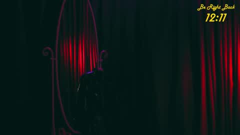 Mia online show from March 22, 10:18 am