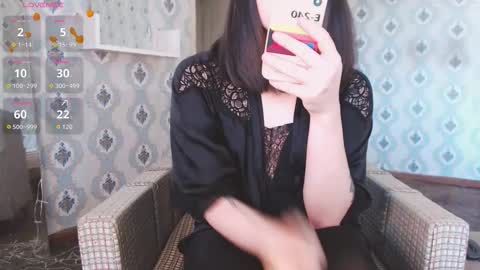 mia_wallase online show from November 5, 10:48 am