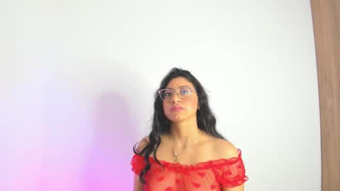 Snapshot of mia_wilsom chatting on February 16, 1:13 am Mia online show from February 16, 1:13 am