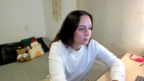 Mia   online show from December 24, 8:49 pm