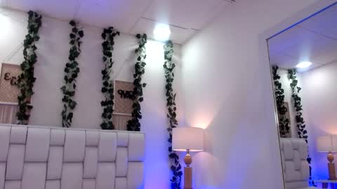 Snapshot of miaa_gh1 chatting on June 7, 12:09 pm Mia online show from June 7, 12:09 pm