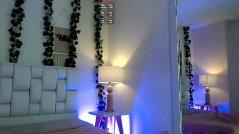 Snapshot of miaa_gh1 chatting on June 11, 11:19 am Mia online show from June 11, 11:19 am