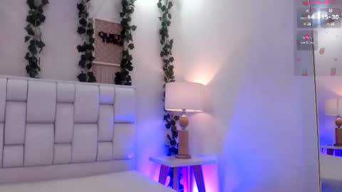 Snapshot of miaa_gh1 chatting on June 14, 11:23 am Mia online show from June 14, 11:23 am
