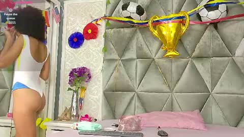 Snapshot of miaa_grace_ chatting on June 17, 12:50 pm MIIA online show from June 17, 12:50 pm