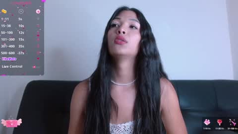Snapshot of miaa_heart chatting on January 18, 5:37 pm Mia online show from January 18, 5:37 pm