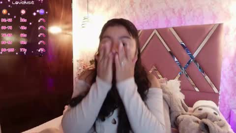 Snapshot of miaa_smiith1 chatting on February 14, 12:14 pm miaa_smiith1 online show from February 14, 12:14 pm