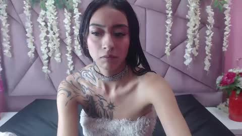 Snapshot of miaa_thopmson chatting on February 25, 3:20 am Miaa online show from February 25, 3:20 am