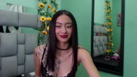 Snapshot of miaa_thopmson chatting on March 8, 10:34 pm Miaa online show from March 8, 10:34 pm