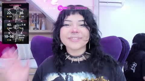 Snapshot of miaamane chatting on December 19, 12:23 pm Mia online show from December 19, 12:23 pm