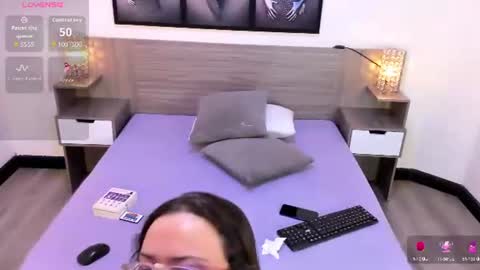 mia red hair molly short hair online show from July 22, 2:58 am