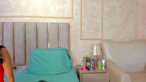 Miaasummer online show from April 1, 11:33 am