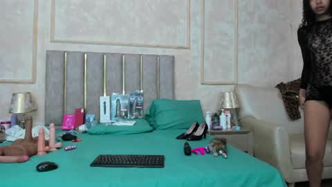 Miaasummer online show from July 9, 11:36 am