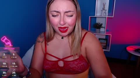 Andrea online show from December 13, 8:04 pm