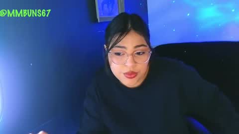 Mia online show from September 19, 11:49 pm