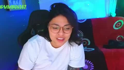 Mia online show from October 2, 2:07 am