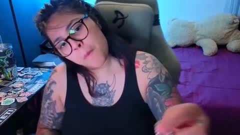 Mia online show from June 4, 1:44 am