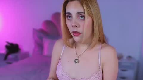 Mary online show from February 19, 11:06 am