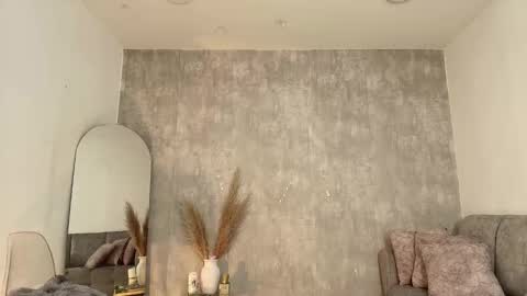 miacooper online show from January 17, 12:21 pm