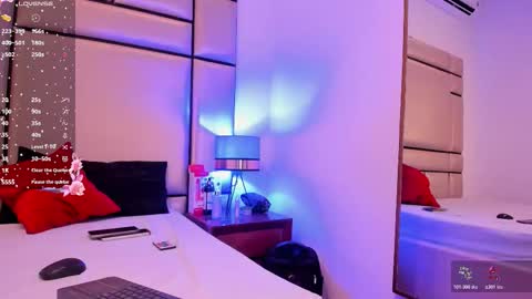 Snapshot of miadelgado_ chatting on December 13, 9:20 pm Mia Delgado online show from December 13, 9:20 pm