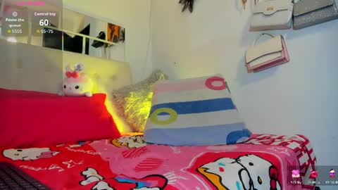 Snapshot of miaevans0 chatting on July 17, 7:08 pm evans online show from July 17, 7:08 pm