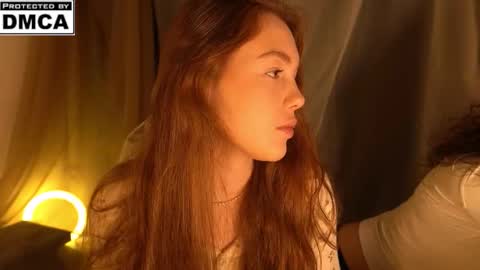 Mia online show from December 17, 8:48 pm