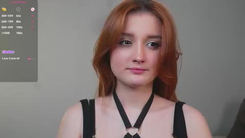 Mia online show from January 19, 1:37 pm