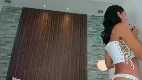 miagomezx online show from September 22, 8:55 pm