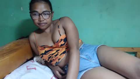 Snapshot of miagracyh88 chatting on October 5, 5:50 am miagracyh88 online show from October 5, 5:50 am
