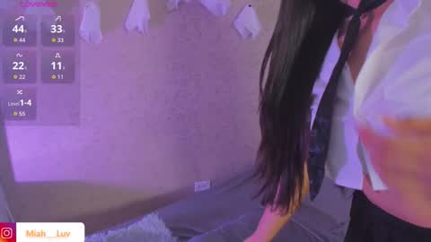 Miah online show from October 31, 8:21 pm