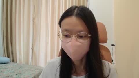 miahchan68 online show from January 14, 5:02 am