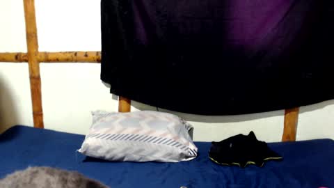 Snapshot of miahells chatting on October 27, 4:55 pm Mia Sam online show from October 27, 4:55 pm