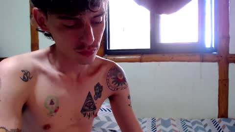 Snapshot of miahells chatting on October 30, 9:37 pm Mia Sam online show from October 30, 9:37 pm