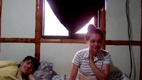 Snapshot of miahells chatting on October 31, 8:32 pm Mia Sam online show from October 31, 8:32 pm