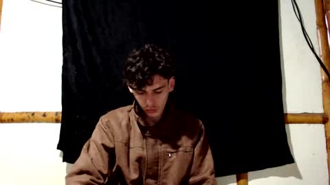 Snapshot of miahells chatting on November 23, 11:32 am Mia Sam online show from November 23, 11:32 am