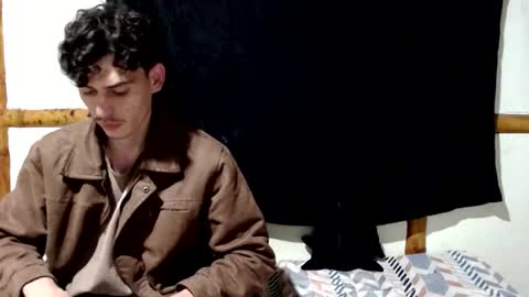 Snapshot of miahells chatting on November 29, 1:30 am Mia Sam online show from November 29, 1:30 am