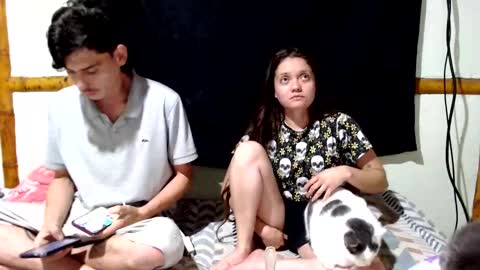 Snapshot of miahells chatting on December 3, 3:36 am Mia Sam online show from December 3, 3:36 am