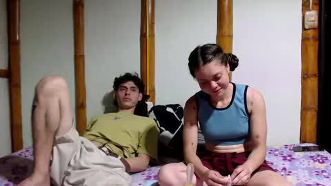 Snapshot of miahells chatting on February 7, 2:04 am Mia Sam online show from February 7, 2:04 am