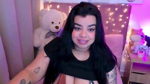 Snapshot of miahjoness chatting on February 3, 3:15 am Miah Joness online show from February 3, 3:15 am