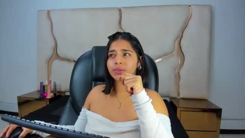 Snapshot of miahsex69 chatting on September 12, 4:45 am miahsex69 online show from September 12, 4:45 am