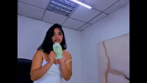 miahsex69 online show from November 24, 3:50 am