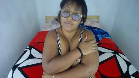 miajoseph_ online show from March 14, 4:29 am
