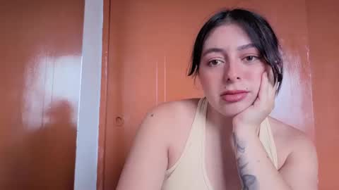 miakimky online show from October 27, 5:50 pm