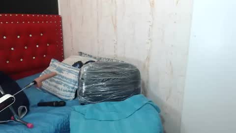 miakimky online show from November 22, 4:33 am