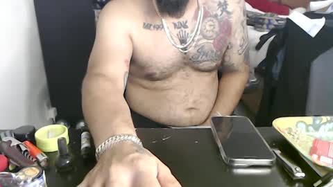 Snapshot of miaking chatting on October 12, 4:33 am Mark online show from October 12, 4:33 am