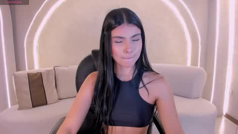 Call me Mia  online show from April 15, 7:58 pm