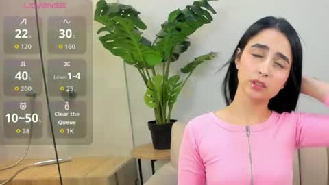Snapshot of mialiore_ chatting on July 1, 12:29 pm mialiore_ online show from July 1, 12:29 pm