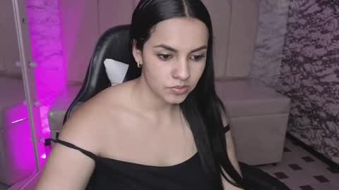 Hi Stream 1500 to 2100 online show from September 12, 7:58 pm
