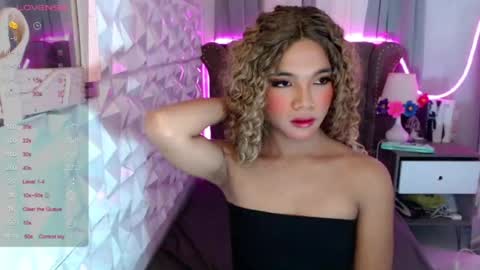 miamalkovax online show from June 28, 4:35 pm